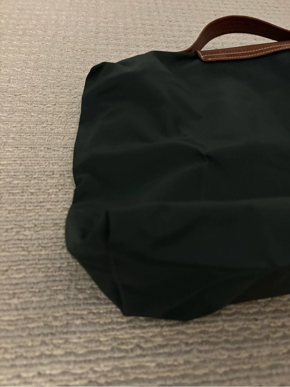 Longchamp Le Pliage Nylon Briefcase. Hunter Green with Brown Leather Handle